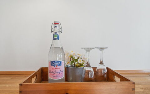 Randulf - 250M from the Sea: Flaske, Bejdse, Hårdttræ, Glas Flaske, Vin, Serveware, Vinflaske, Planke