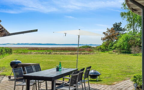 Vemund - 100M to the Fjord: Hus, Hjem, Tag, Sommerhus, Estate, Landscaping, Garden Bygninger, Sidespor, Stuehus