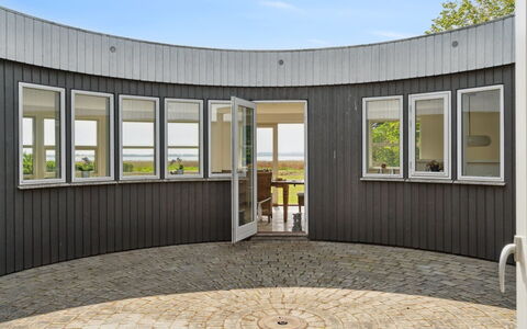 Vemund - 100M to the Fjord: Tag, Hus, Land Lot, Hjem, Sommerhus, Estate, Garden Bygninger, Skygge, Bjælkehytte, Landscaping