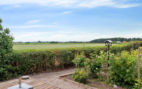 Finja - 6Km from the Sea: Tag, Hus, Hjem, Sommerhus, Sidespor, Estate, Indkørsel, Garden Bygninger, Gård, Skur