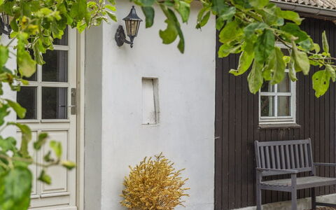 Finja - 6Km from the Sea: Tag, Hus, Hjem, Sommerhus, Sidespor, Estate, Indkørsel, Garden Bygninger, Gård, Skur
