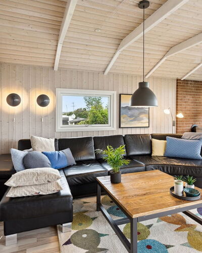 Hjalmsvider - 300M from the Sea