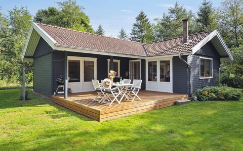 Annamaria - 30Km from the Sea: Tag, Hus, Hjem, Sommerhus, Dør, Sidespor, Dæk, Veranda, Planke, Hårdttræ