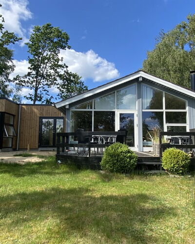 Anne - 150M from the Sea