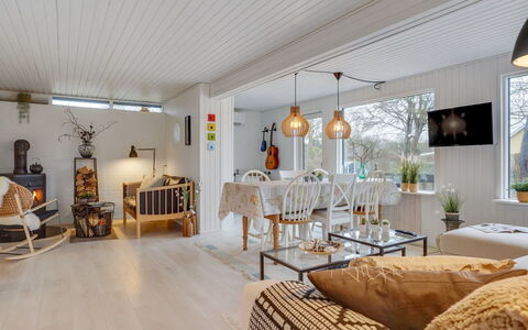 Elma - 350M from the Sea: Hus, Hjem, Boligområde, Tag, Sommerhus, Land Lot, Estate, Gård, Have, Sidespor