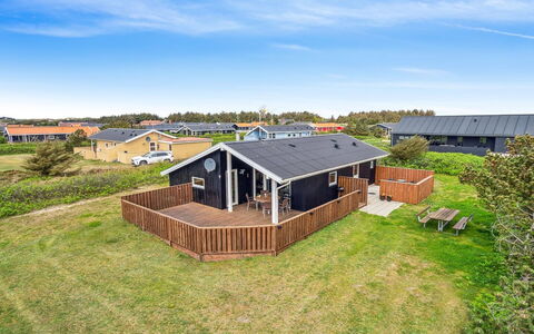 Wolter - 700M from the Sea: Hus, Tag, Hjem, Sommerhus, Skur, Garden Bygninger, Sidespor, Gård, Bjælkehytte, Hytte