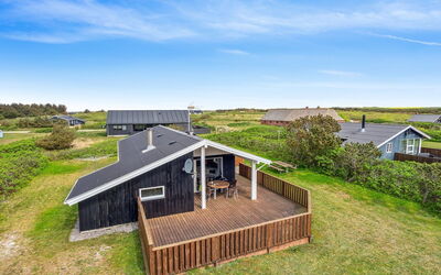 Wolter - 700M from the Sea