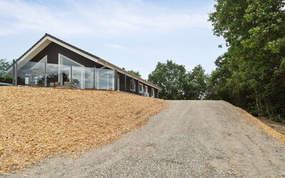 Nona - 150M from the Sea