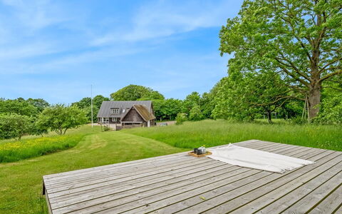 Guthbrand - 800M from the Sea: Græs, Græs-, Landdistrikt, Land Lot, Landskab, Sky, Almindeligt, Sommerhus, Hjem, Eng