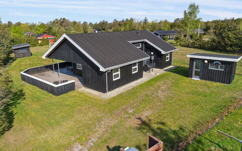 Elmo - 800M from the Sea: Fritid, Reklame, Parkere, Banner, Skilt, Sti