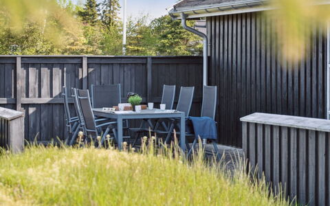 Elmo - 800M from the Sea: Græs, Grøn, Hus, Sommerhus, Græs-, Landdistrikt, Økoregion, Landskab, Land Lot, Busk