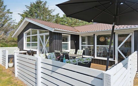 Ingebore - 700M from the Sea: Fritid, Reklame, Parkere, Banner, Skilt, Sti