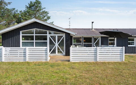 Ingebore - 700M from the Sea: Græs, Grøn, Hus, Sommerhus, Græs-, Landdistrikt, Økoregion, Landskab, Land Lot, Busk