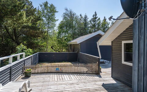 Aneline - 700M from the Sea: 