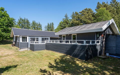 Aneline - 700M from the Sea: 