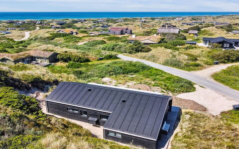Kristiina - 500M from the Sea: Hus, Hjem, Tag, Sommerhus, Estate, Landscaping, Garden Bygninger, Sidespor, Stuehus