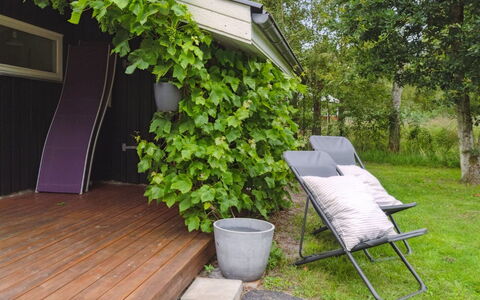 Alkmar - from the Sea: Blad, Busk, Skygge, Have, Sollys, Backyard, Udendørs Møbler, Gård, Udendørs Struktur, Landscaping