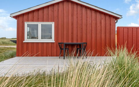 Nikoletta - 50M from the Sea: Møbel, Udendørs Møbler, Bordservice, Bord, Drinkware, Stol, Udendørs Bord, Mad, Flaske