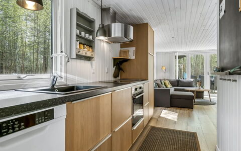 Tellervo - 1.5Km from the Sea: Træ, Hjem, Veranda, Dæk, Hårdttræ, Tag, Bejdse, Trægulve, Eco Hotel
