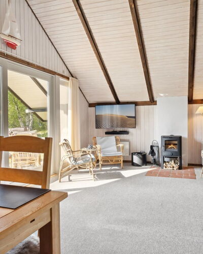 Irlin - 600M from the Sea