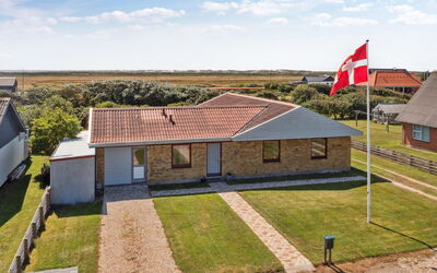 Ingward - 750M from the Sea