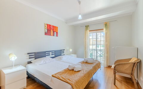 Sunny Beach Casa-M: Møbel, Etage, Indretning, Gulvbelægning, Udvej, Lejlighed, Stol, Svømmepøl, Eco Hotel, Udendørs Møbler