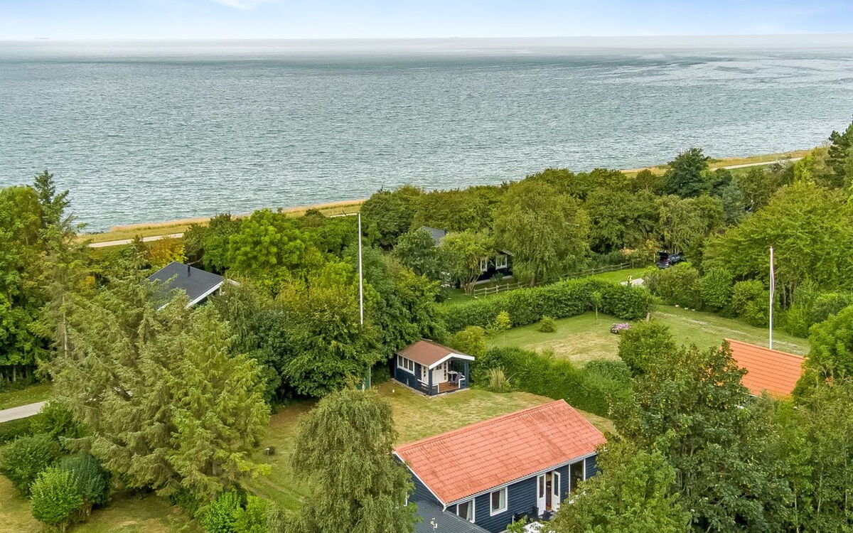 Rikhard - 75M from the Sea
