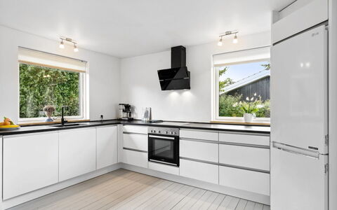 Henric - 500M from the Sea: Loft, Gulvbelægning, Indretning, Etage, Kompositmateriale, Møbel, Udvej, Hotel, Design, Dagslys