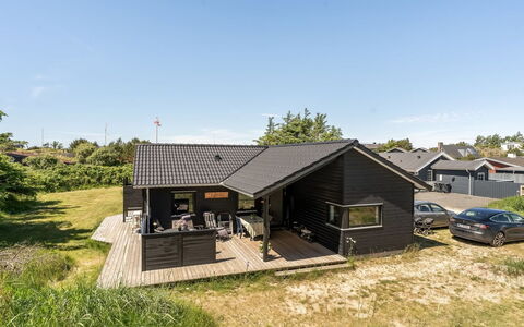 Annvy - 400M from the Sea: Tag, Hus, Sommerhus, Sidespor, Hjem, Garden Bygninger, Skur, Gård, Indkørsel, Veranda