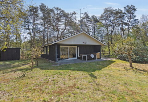 Idalina - 700M from the Sea: Hus, Sommerhus, Hjem, Garden Bygninger, Estate, Sidespor, Skygge, Stuehus, Skur, Gård