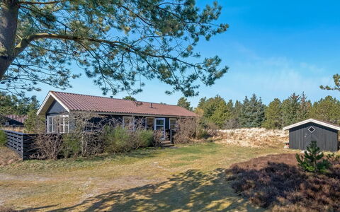 Andrea - 1.6Km from the Sea: Hus, Hjem, Sommerhus, Tag, Landdistrikt, Estate, Stuehus, Sidespor, Garden Bygninger, Indkørsel