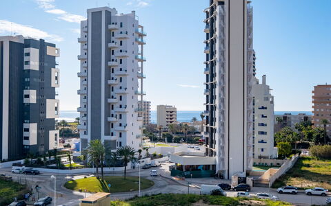 Sunrise Tower: Himmel, Daytime, Bygning, Lejlighed, Byområde, Kvarter, Ejerlejlighed, Boligområde, Hovedstadsområde
