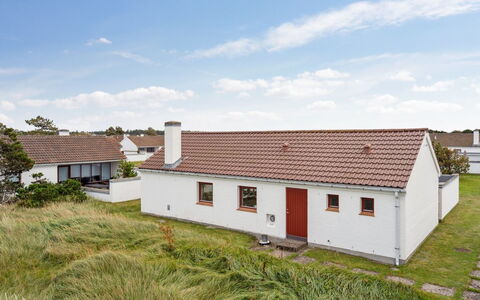 Werna - 900M from the Sea: Hus, Hjem, Tag, Sommerhus, Estate, Landscaping, Garden Bygninger, Sidespor, Stuehus
