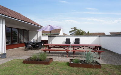 Werna - 900M from the Sea
