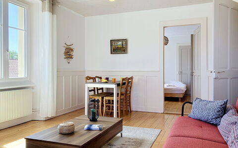 Grand-Rue 143: Svømmepøl, Stuehus, Estate, Villa, Udvej, Hacienda, Eco Hotel, Backyard