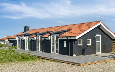 Blaguna - 600M from the Sea: Loft, Gulvbelægning, Indretning, Etage, Kompositmateriale, Møbel, Udvej, Hotel, Design, Dagslys