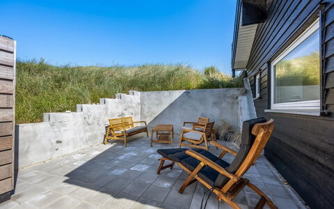 Gebko - 150M from the Sea: Tag, Hjem, Dør, Sommerhus, Skygge, Sidespor, Gård, Estate, Backyard