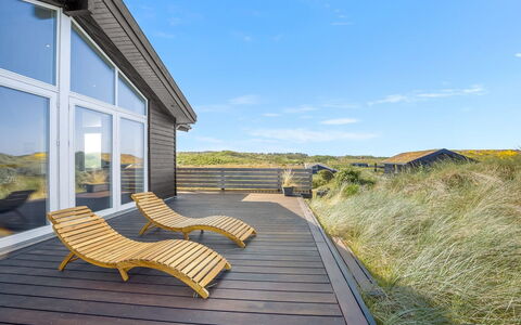 Gebko - 150M from the Sea: Tag, Hjem, Dør, Sommerhus, Skygge, Sidespor, Gård, Estate, Backyard