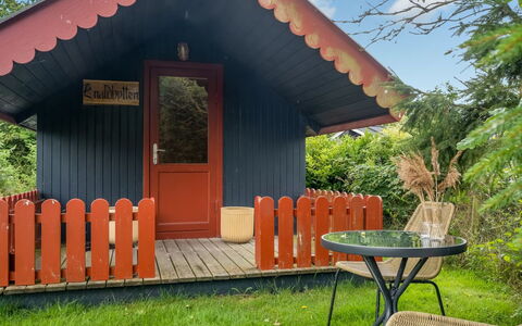Neea - 280M from the Sea: Træ, Hjem, Veranda, Dæk, Hårdttræ, Tag, Bejdse, Trægulve, Eco Hotel