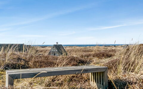 Pauli - 350M from the Sea: Tag, Hus, Hjem, Sommerhus, Dør, Sidespor, Dæk, Veranda, Planke, Hårdttræ