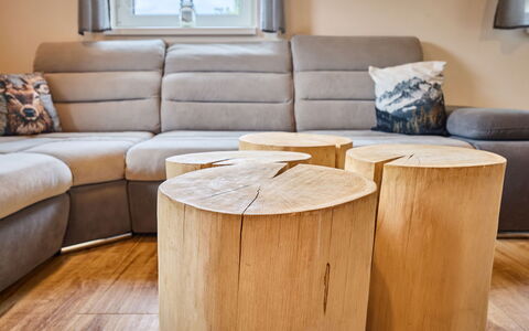 Muhu: Træ, Møbel, Hårdttræ, Bejdse, Naturmateriale, Trægulve, Planke, Tømmer, Stue, Klarlak