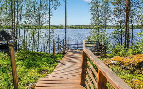 Aurinkokaari: Svømmepøl, Udvej, Udendørs Møbler, Design, Skygge, Landscaping, Hotel, Water Feature, Eco Hotel