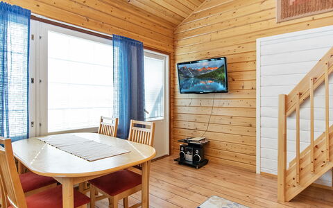 Hirvasaho B 1: Træ, Sidespor, Sommerhus, Hus, Hjem, Planke, Garden Bygninger, Bjælkehytte, Hårdttræ, Veranda
