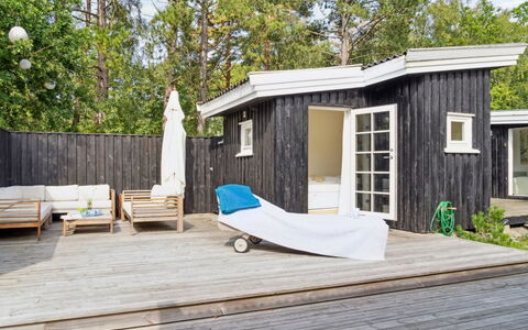 Estel - 900M from the Sea: Hus, Hjem, Tag, Sommerhus, Estate, Landscaping, Garden Bygninger, Sidespor, Stuehus