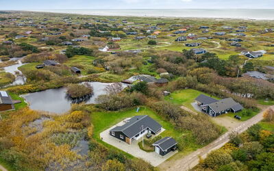 Eloise - 400M from the Sea