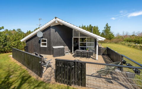Rekke - 300M to the Fjord: Tag, Hjem, Sommerhus, Estate, Udendørs Møbler, Gård, Udendørs Bord, Gårdsplads, Backyard, Villa