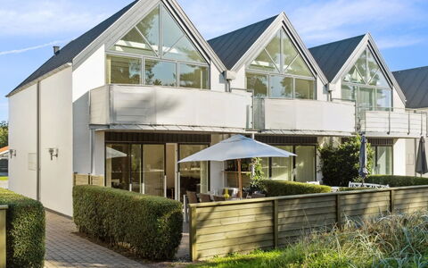 Sophy - 150M from the Sea