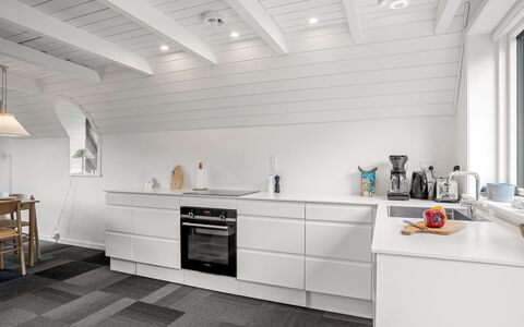 Gorjan - 1.2Km from the Sea: Gulvbelægning, Træ, Etage, Loft, Indretning, Trægulve, Køkken, Laminat Gulv, Countertop