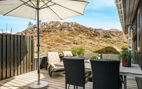 Nashota - 700M from the Sea: Tag, Hus, Hjem, Sommerhus, Dør, Sidespor, Dæk, Veranda, Planke, Hårdttræ
