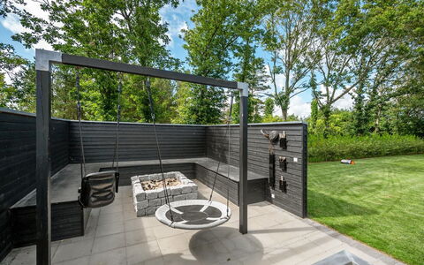 Henrikke - 500M to the Fjord: Have, Kompositmateriale, Udendørs Møbler, Skygge, Backyard, Landscaping, Dæk, Gård, Gårdhave
